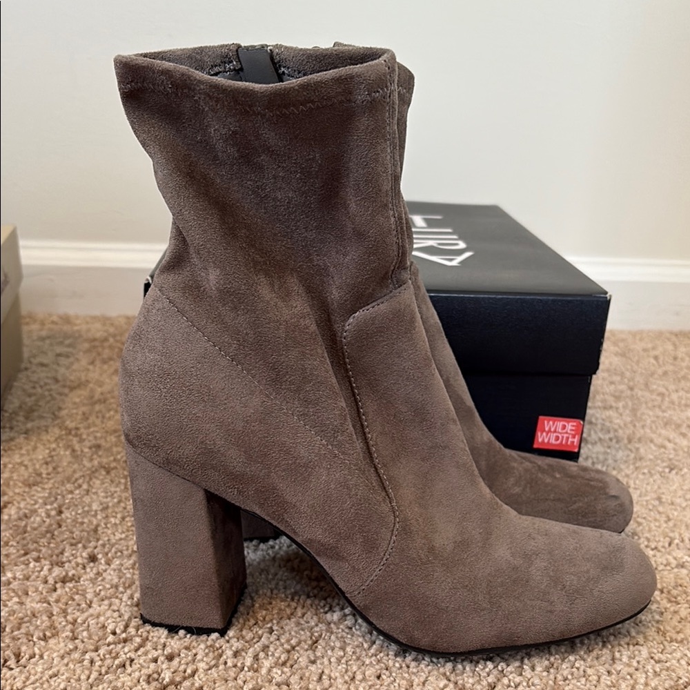 Naturalizer Gray Heeled Boots Suede Block Heel